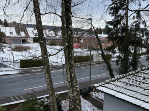 Parkplatz des ehem. Hotels ab sofort nicht mehr befahrbar